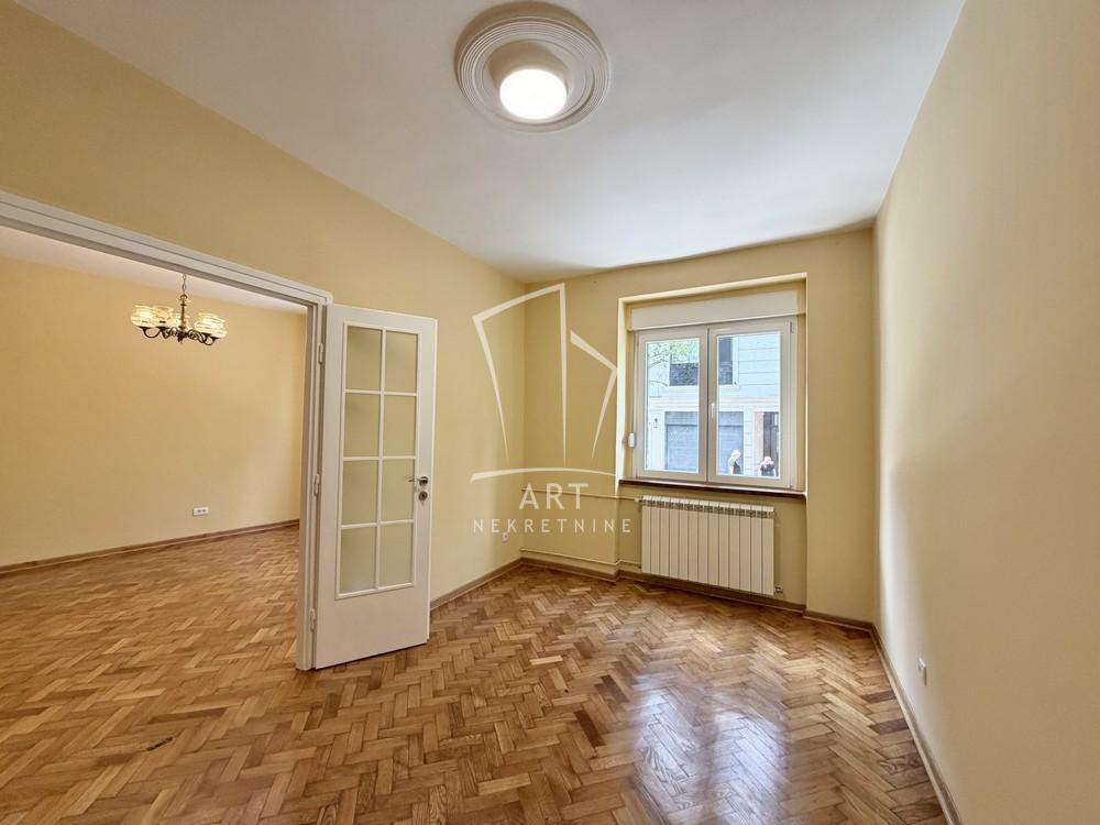 Slika 7 - Cetinjska, Četvorosoban stan na prodaju, 65m2, 350.000€