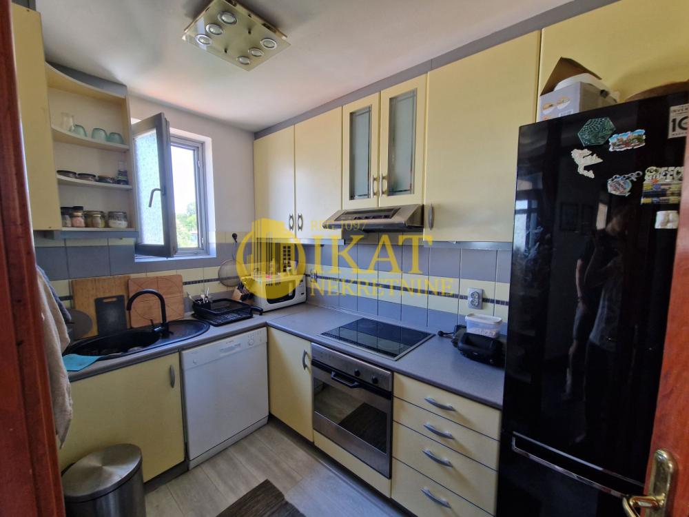 Slika 5 - Vase Pelagića, Trosoban stan na prodaju, 110m2, 389.000€