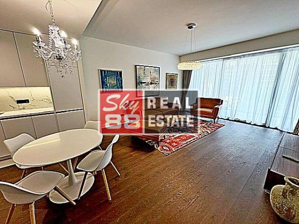 Slika 1 - Hercegovačka, Trosoban stan za izdavanje, 109m2, 4.000€