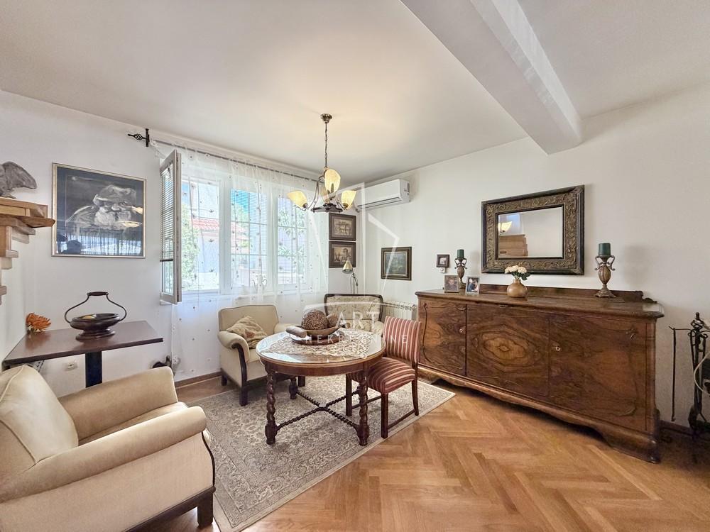 Slika 4 - Vojvode Blažete,  Kuća na prodaju, 267m2, 680.000€