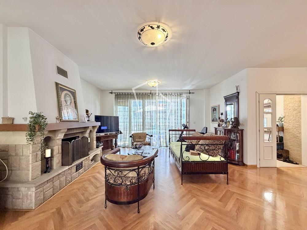 Glavna slika -Vojvode Blažete,  Kuća na prodaju, 267m2, 680.000€