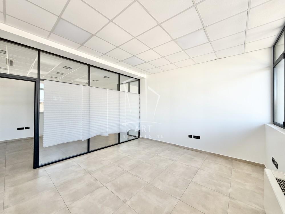 Slika 5 - Konstantina Kavafija,  Lokal za izdavanje, 874m2, 7.400€