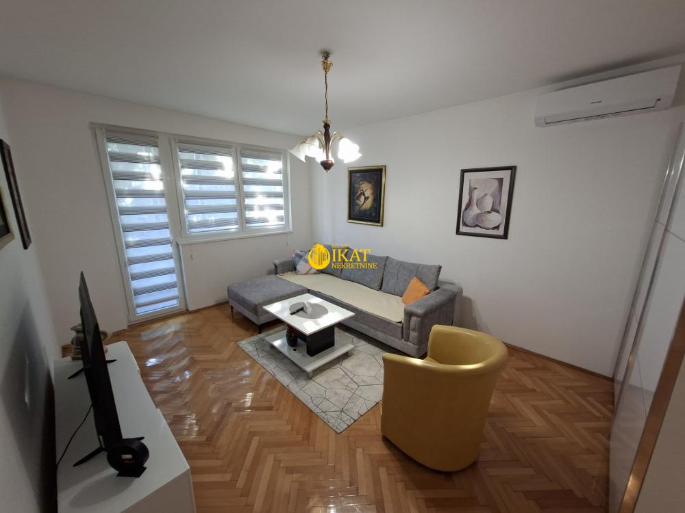 Slika 2 - Salvadora Aljendea, Dvosoban stan na prodaju, 51m2, 156.000€