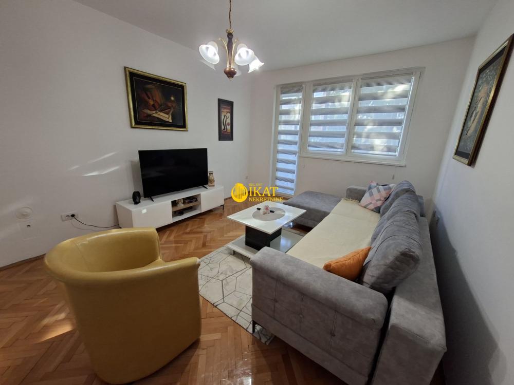 Slika 1 - Salvadora Aljendea, Dvosoban stan na prodaju, 51m2, 156.000€
