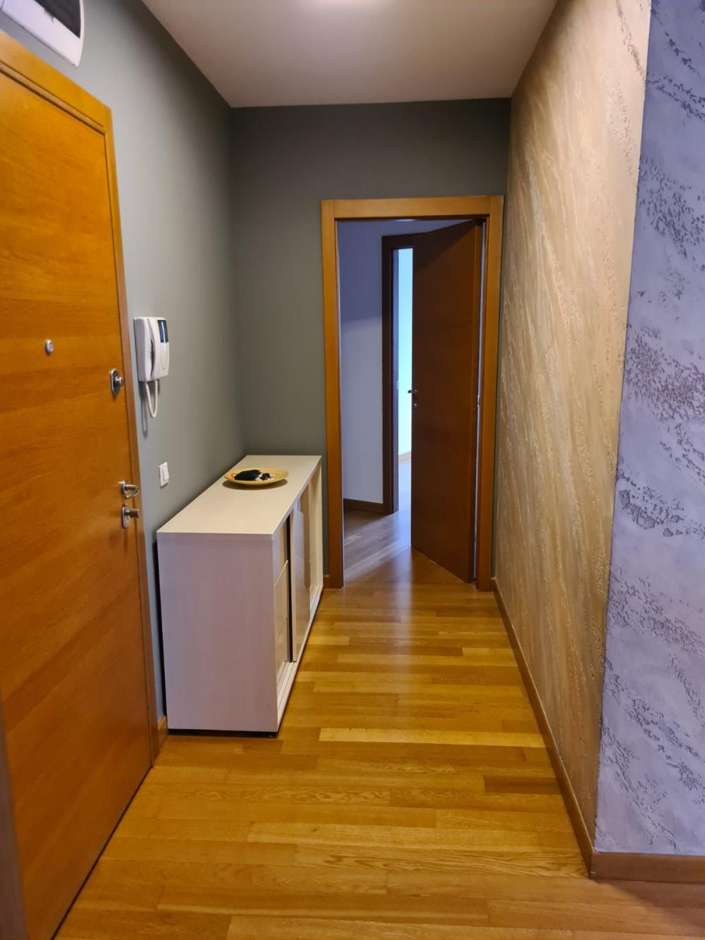 Slika 9 - Kneginje Zorke, Trosoban stan za izdavanje, 82m2, 1.300€