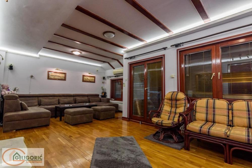 Glavna slika -Četvorosoban stan na prodaju, 104m2, 410.000€