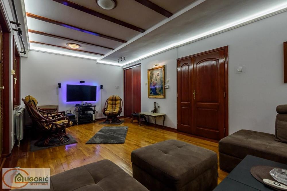 Slika 2 - Četvorosoban stan na prodaju, 104m2, 410.000€