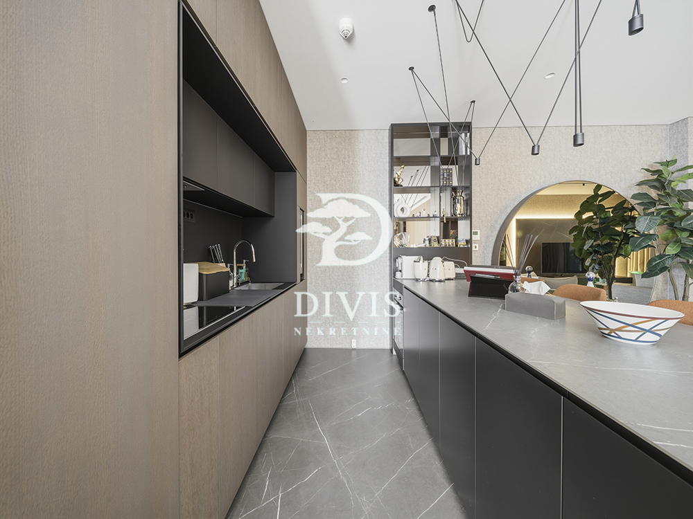 Slika 9 - Mome Kapora, Četvorosoban stan na prodaju, 162m2, 1.500.000€