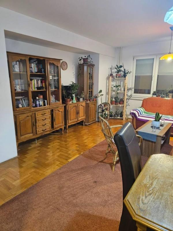 Slika 2 - Dimitrija Tucovića, Trosoban stan za izdavanje, 70m2, 550€