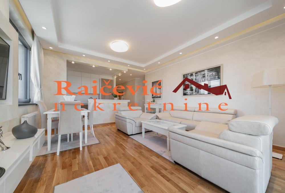 Slika 1 - Bulevar Vudroa Vilsona, Troiposoban stan za izdavanje, 90m2, 2.000€