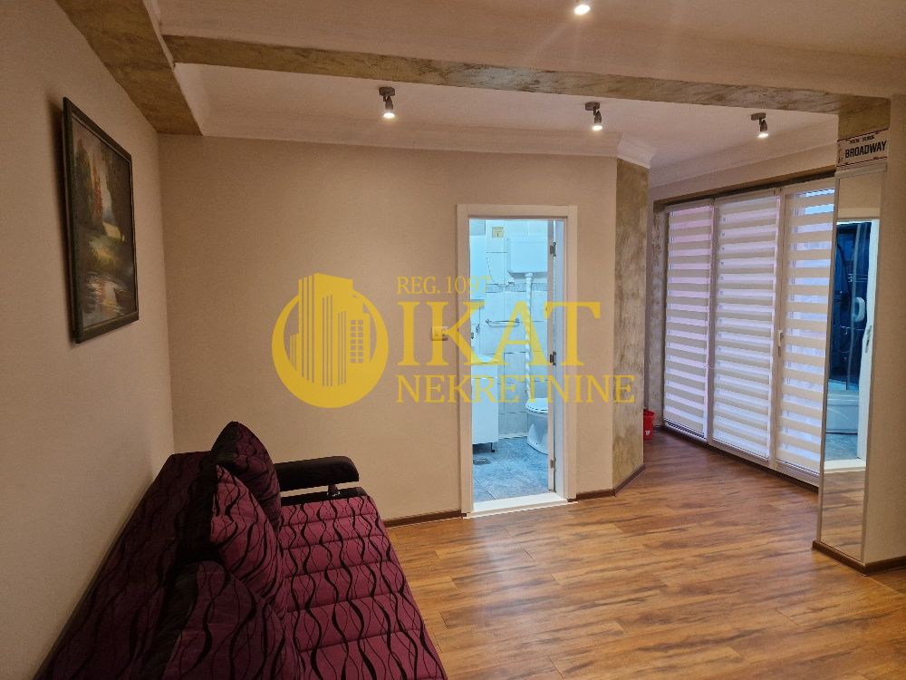 Slika 3 - Miloša Bandića,  Kuća na prodaju, 414m2, 590.000€