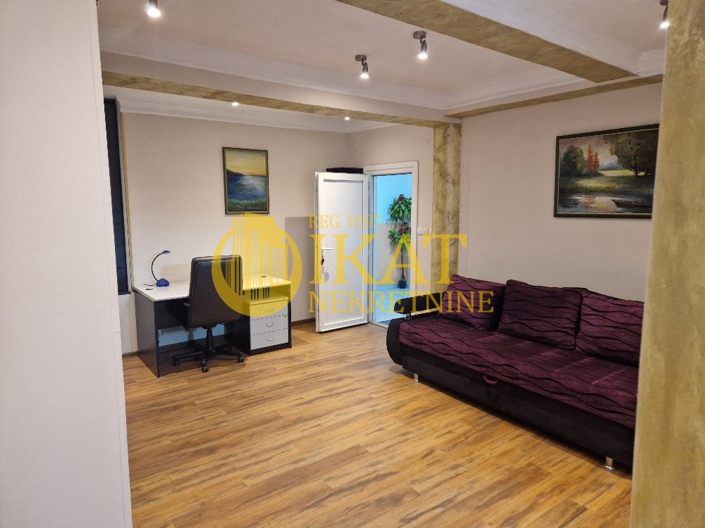 Slika 4 - Miloša Bandića,  Kuća na prodaju, 414m2, 590.000€