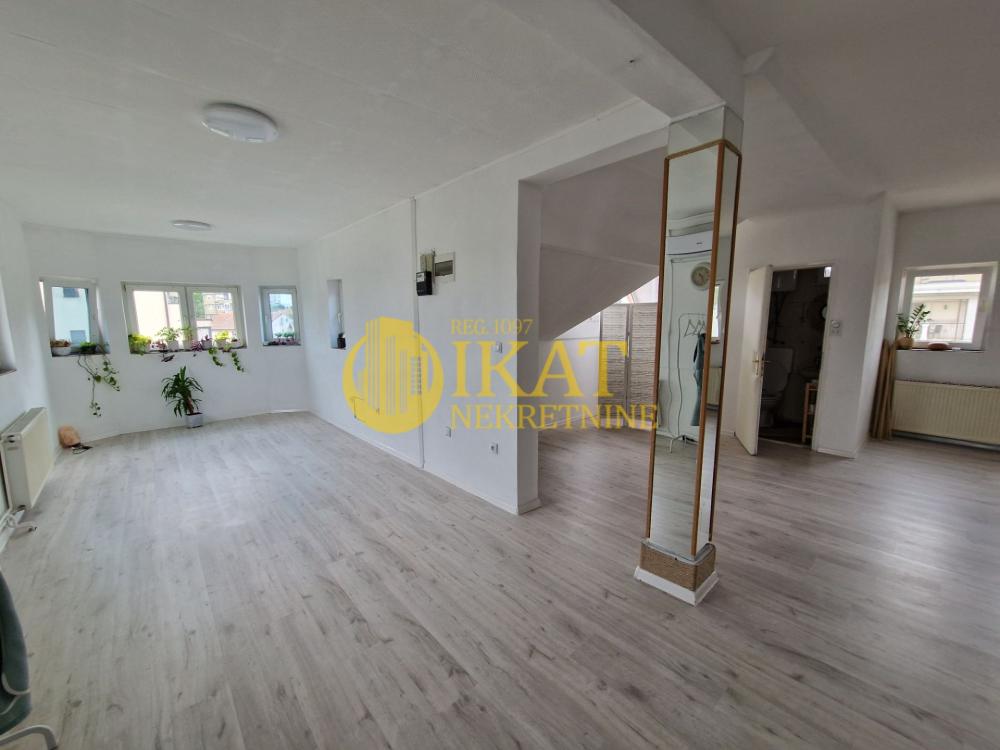 Slika 5 - Miloša Bandića,  Kuća na prodaju, 414m2, 590.000€
