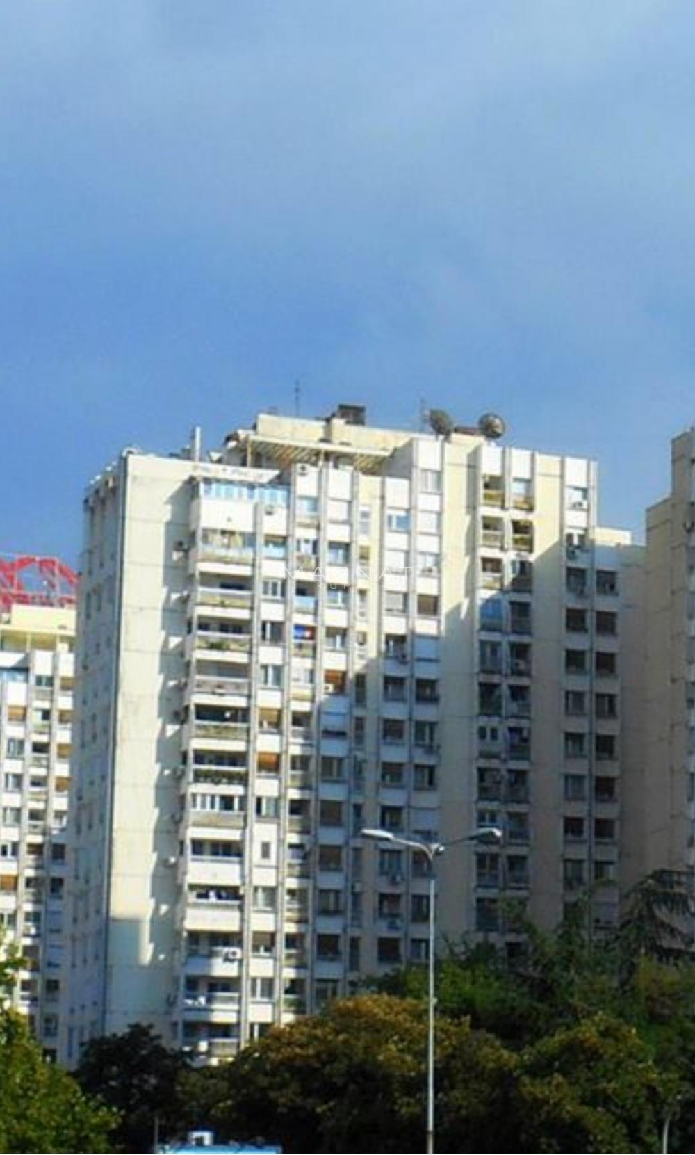 Slika 2 - Bulevar Mihajla Pupina, Troiposoban stan na prodaju, 96m2, 340.000€