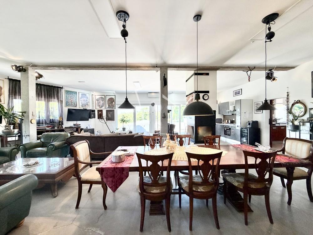 Slika 4 - Mire Stupice,  Kuća na prodaju, 800m2, 1.250.000€