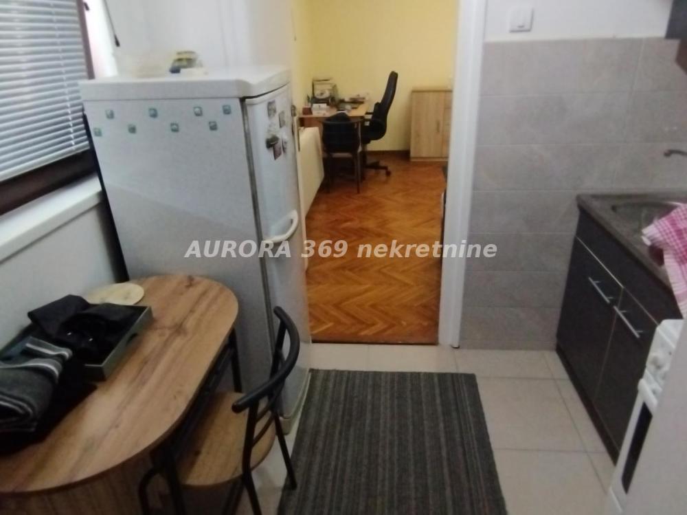 Slika 2 - Jednosoban stan za izdavanje, 61m2, 250€