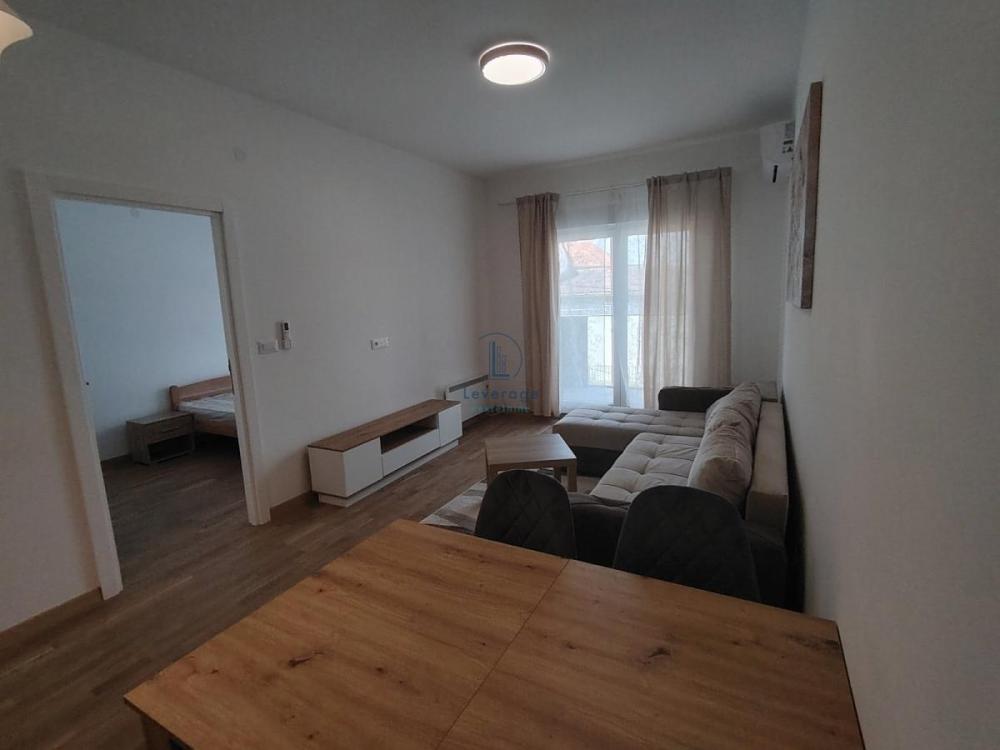 Slika 1 - Dvosoban stan za izdavanje, 47m2, 450€