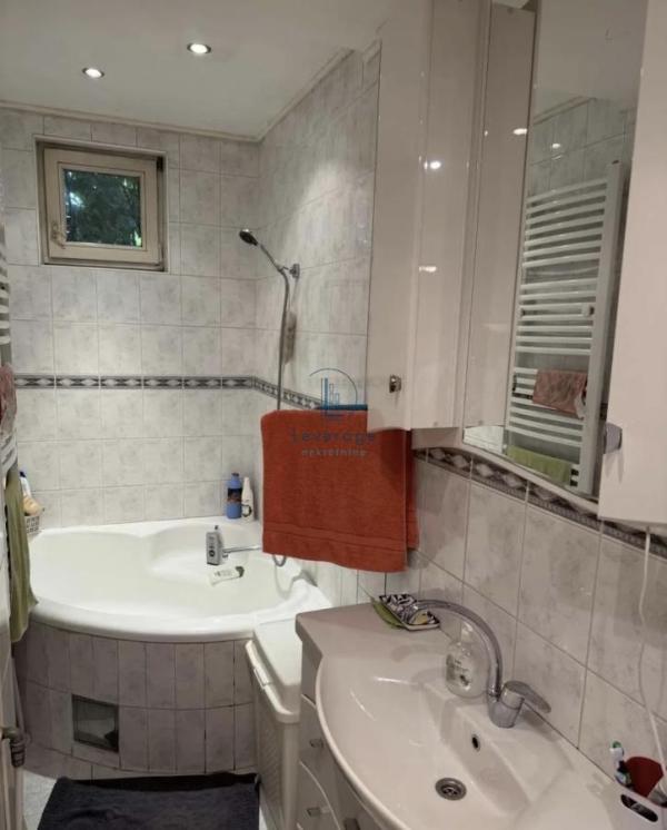 Slika 5 - Pana Đukića, Trosoban stan za izdavanje, 60m2, 500€