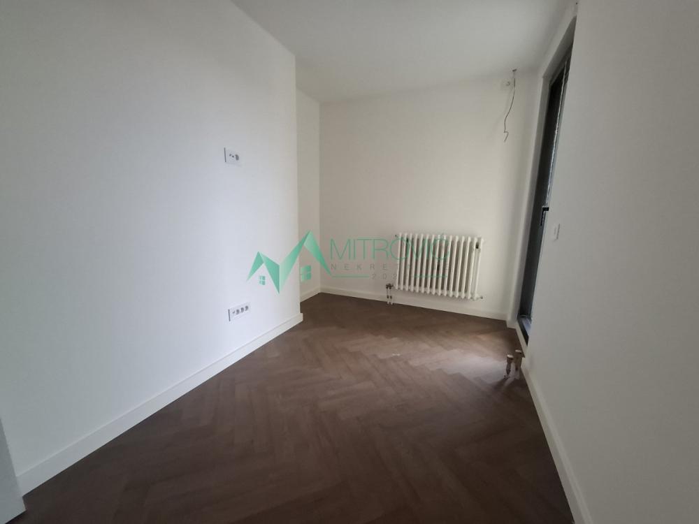 Slika 6 - Četvorosoban stan na prodaju, 100m2, 339.900€