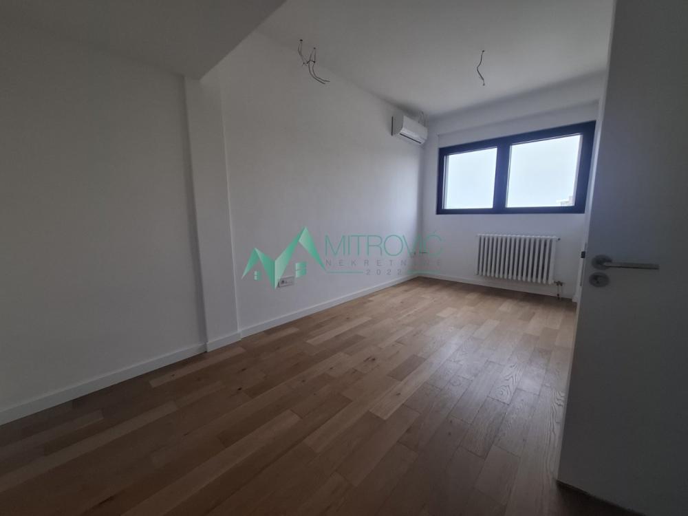 Slika 7 - Četvorosoban stan na prodaju, 100m2, 339.900€