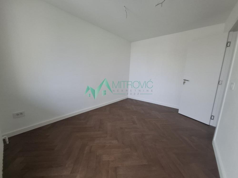 Slika 5 - Četvorosoban stan na prodaju, 100m2, 339.900€