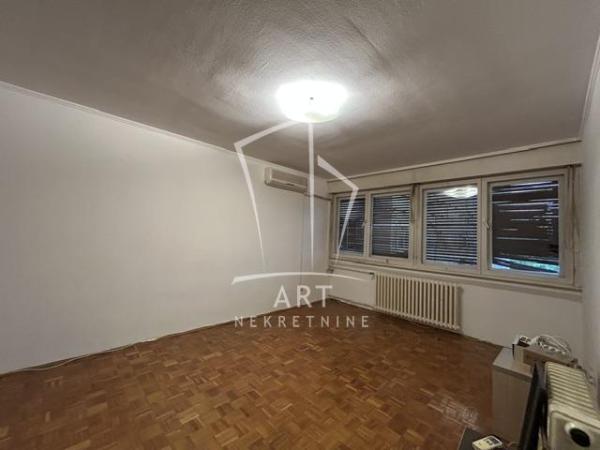 Slika 1 - Braće Jerković, Trosoban stan za izdavanje, 80m2, 550€