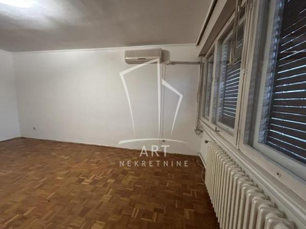 Slika 2 - Braće Jerković, Trosoban stan za izdavanje, 80m2, 550€