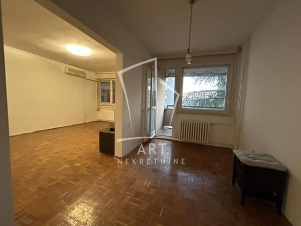 Slika 4 - Braće Jerković, Trosoban stan za izdavanje, 80m2, 550€