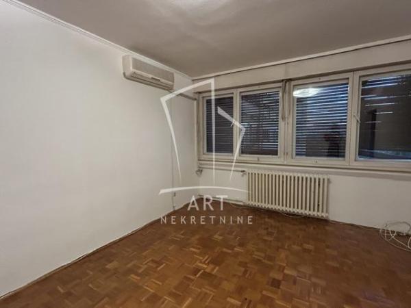 Slika 6 - Braće Jerković, Trosoban stan za izdavanje, 80m2, 550€