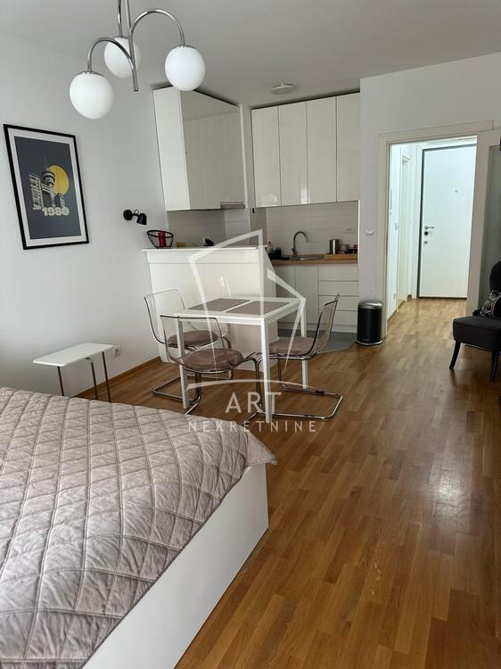 Slika 3 - Uroša Martinovića, Jednosoban stan za izdavanje, 32m2, 700€