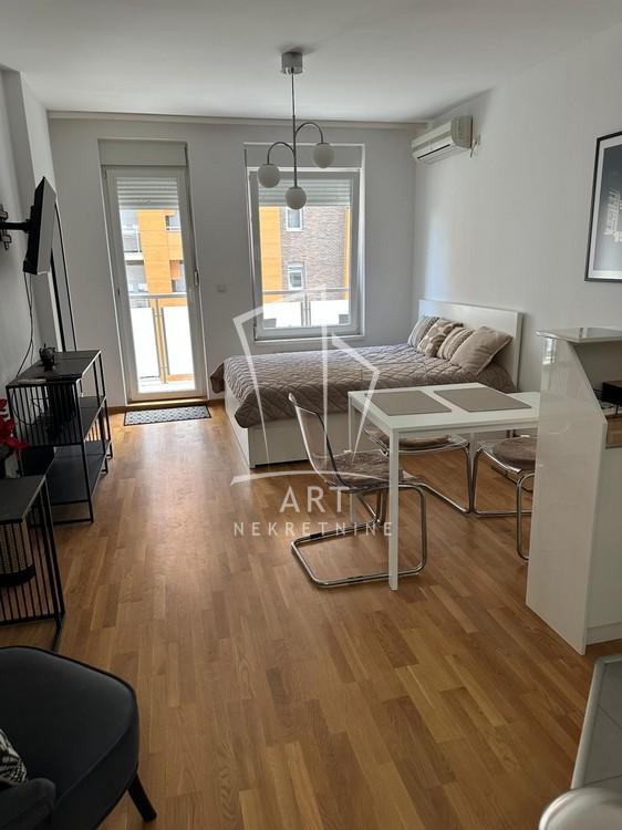 Glavna slika -Uroša Martinovića, Jednosoban stan za izdavanje, 32m2, 700€