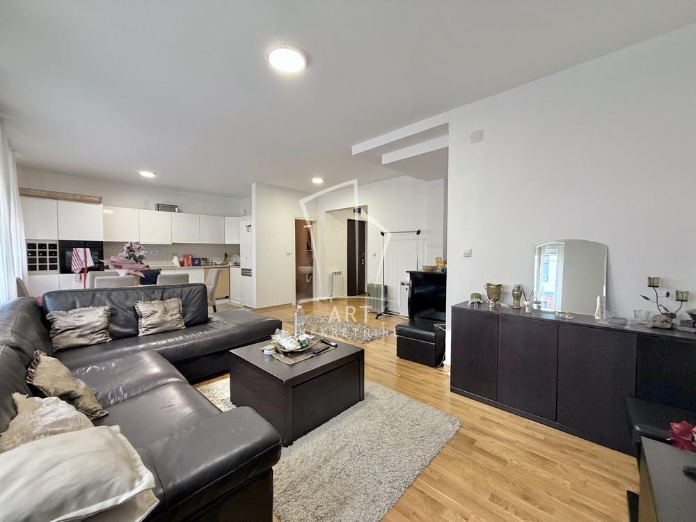 Slika 3 - Miodraga Petrovića Čkalje, Troiposoban stan na prodaju, 74m2, 245.000€