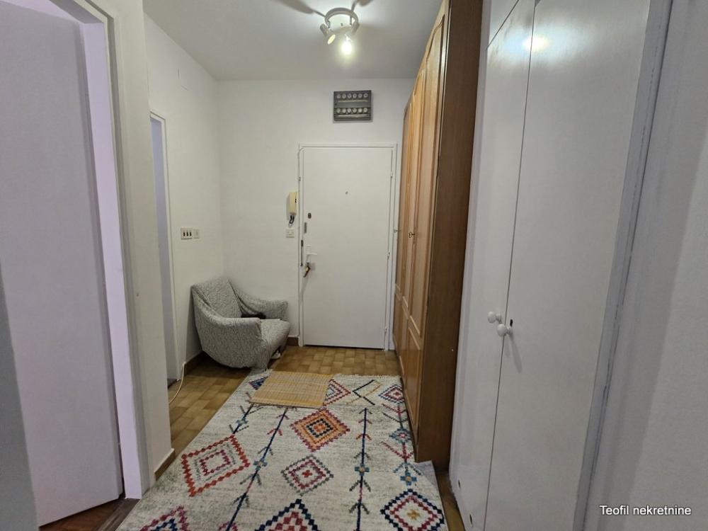 Slika 4 - Vojvode Brane, Jednosoban stan za izdavanje, 40m2, 490€