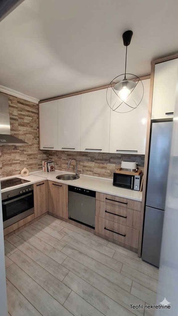 Slika 5 - Karađorđeva, Dvoiposoban stan na prodaju, 77m2, 395.000€