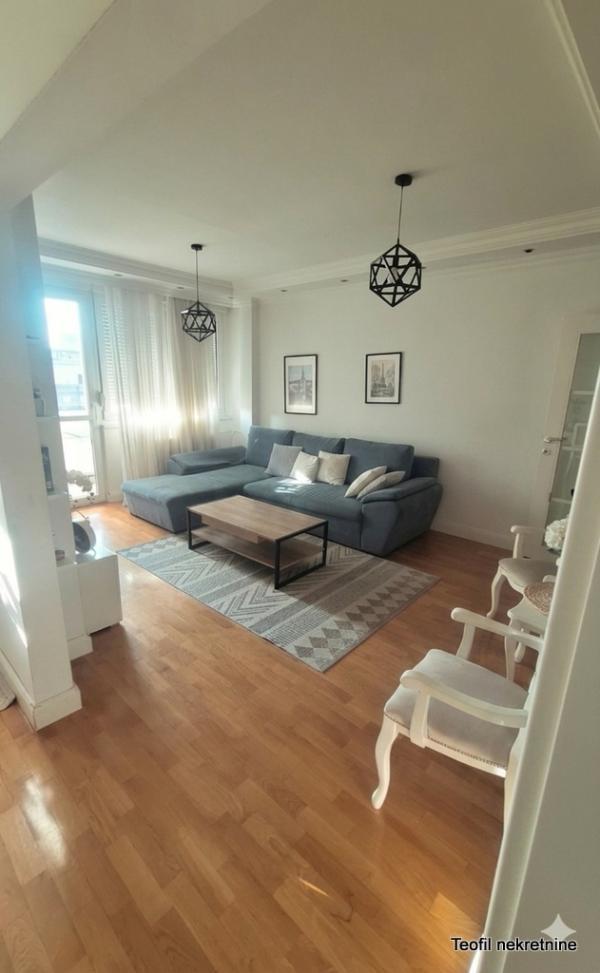 Glavna slika -Karađorđeva, Dvoiposoban stan na prodaju, 77m2, 395.000€