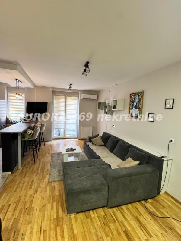 Slika 1 - Dvosoban stan za izdavanje, 52m2, 500€