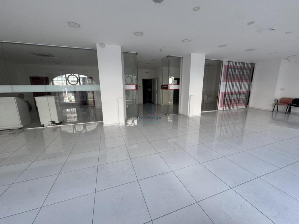 Slika 1 - Terazije,  Lokal za izdavanje, 179m2, 4.900€