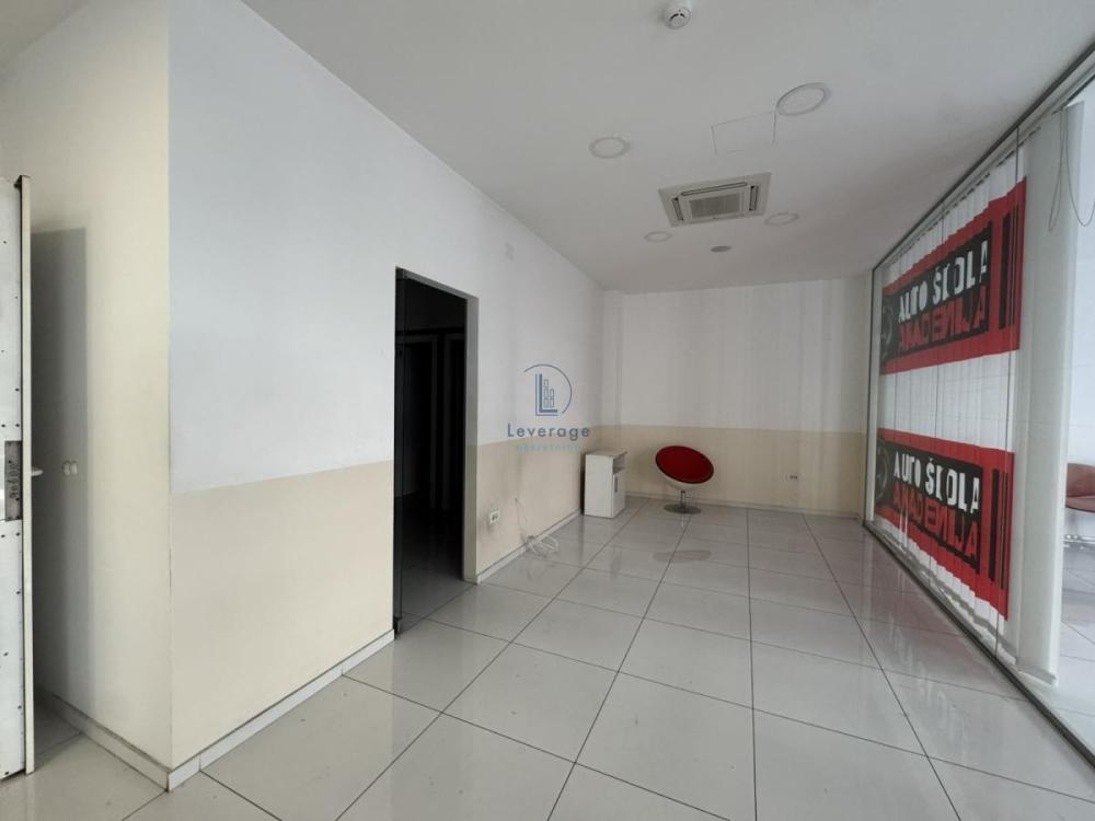 Slika 7 - Terazije,  Lokal za izdavanje, 179m2, 4.900€