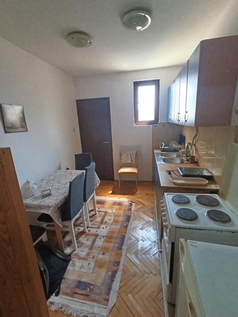 Slika 2 - Dvosoban stan za izdavanje, 57m2, 300€