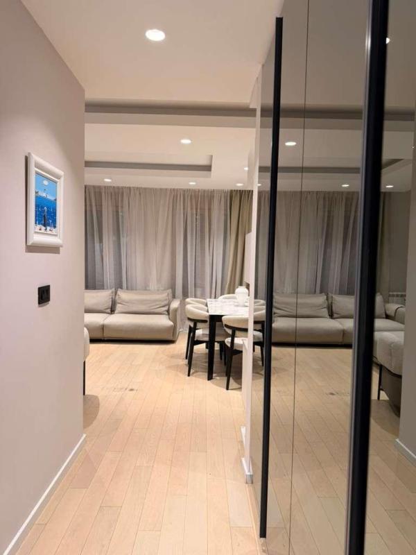 Slika 6 - Knićaninova, Trosoban stan za izdavanje, 103m2, 2.500€