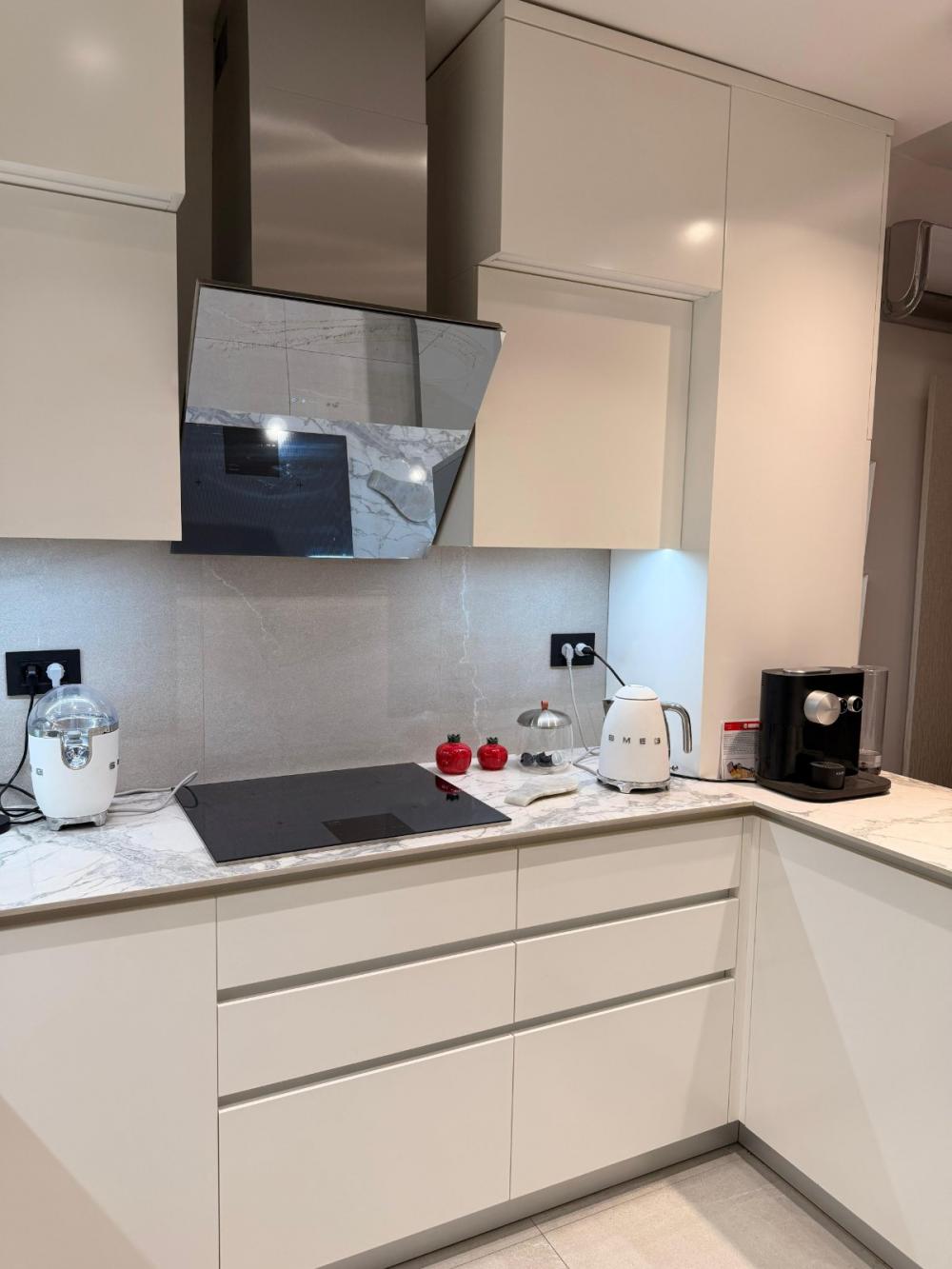 Slika 3 - Knićaninova, Trosoban stan za izdavanje, 103m2, 2.500€