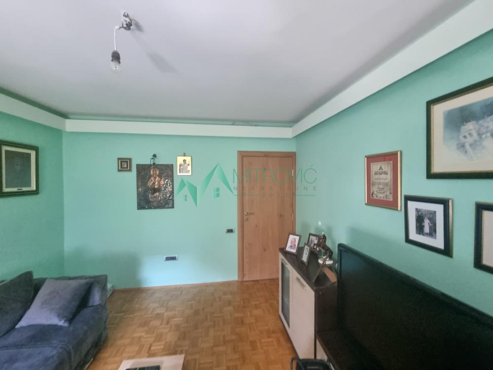 Slika 1 - Dvosoban stan za izdavanje, 50m2, 400€