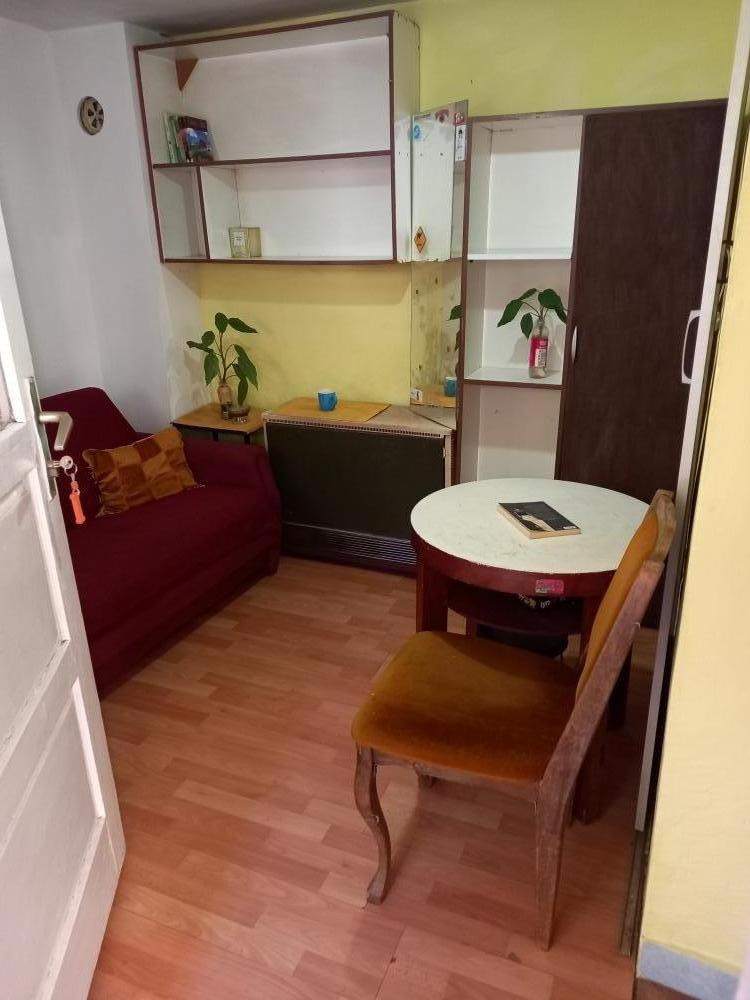 Slika 2 - Sindjelicev Trg 16, Jednosoban stan za izdavanje, 17m2, 150€