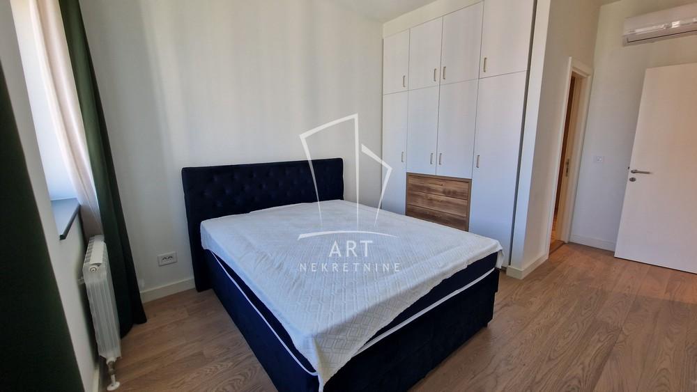 Slika 9 - Luke Ćelovića Trebinjca, Trosoban stan za izdavanje, 81m2, 1.450€