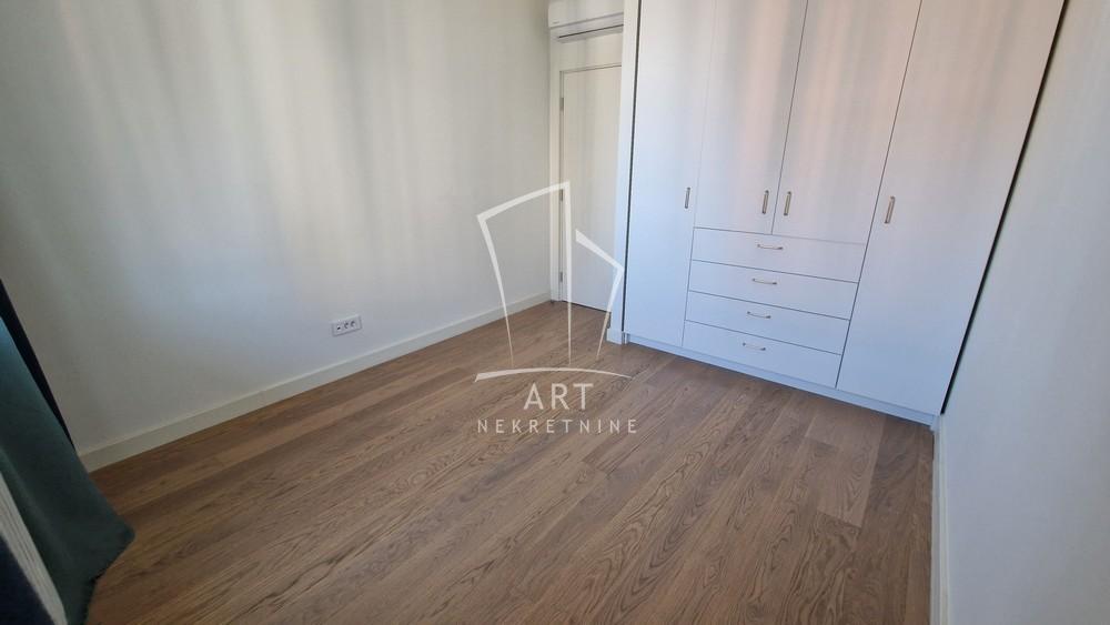 Slika 11 - Luke Ćelovića Trebinjca, Trosoban stan za izdavanje, 81m2, 1.450€