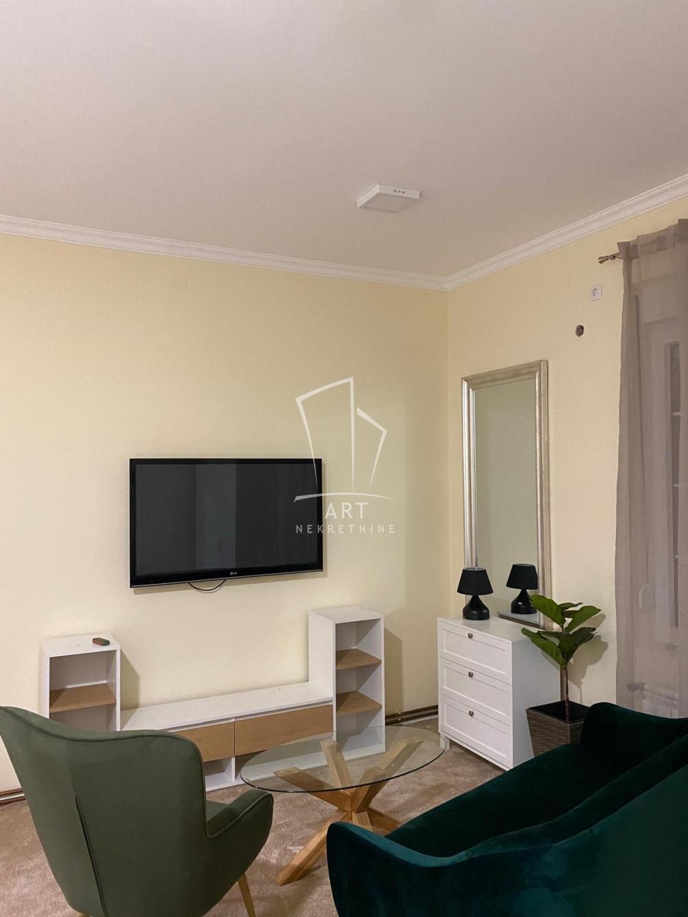 Slika 1 - Molerova, Dvosoban stan za izdavanje, 50m2, 600€