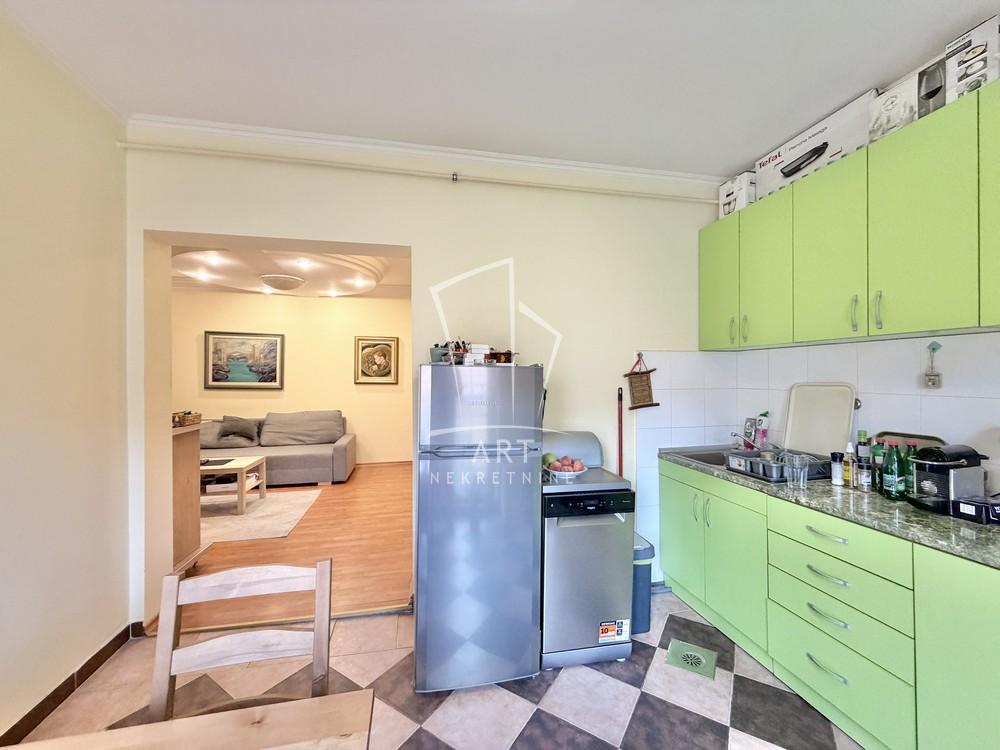 Slika 5 - Kosmajska, Trosoban stan na prodaju, 77m2, 185.000€