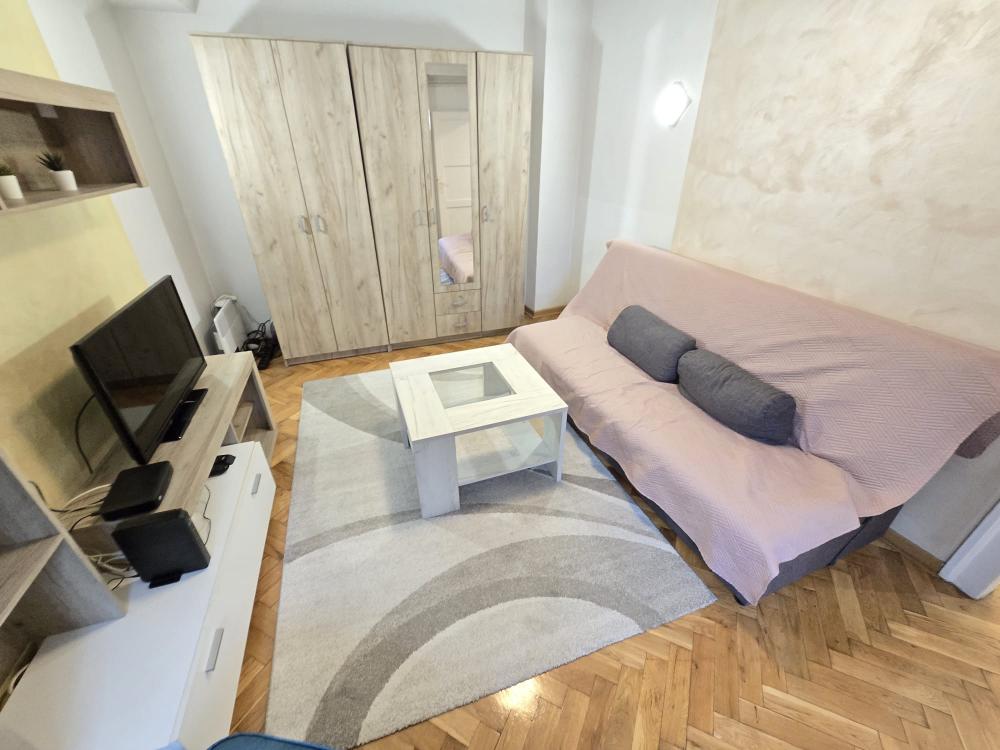 Slika 1 - Aleksandra Glišića, Jednosoban stan za izdavanje, 25m2, 400€