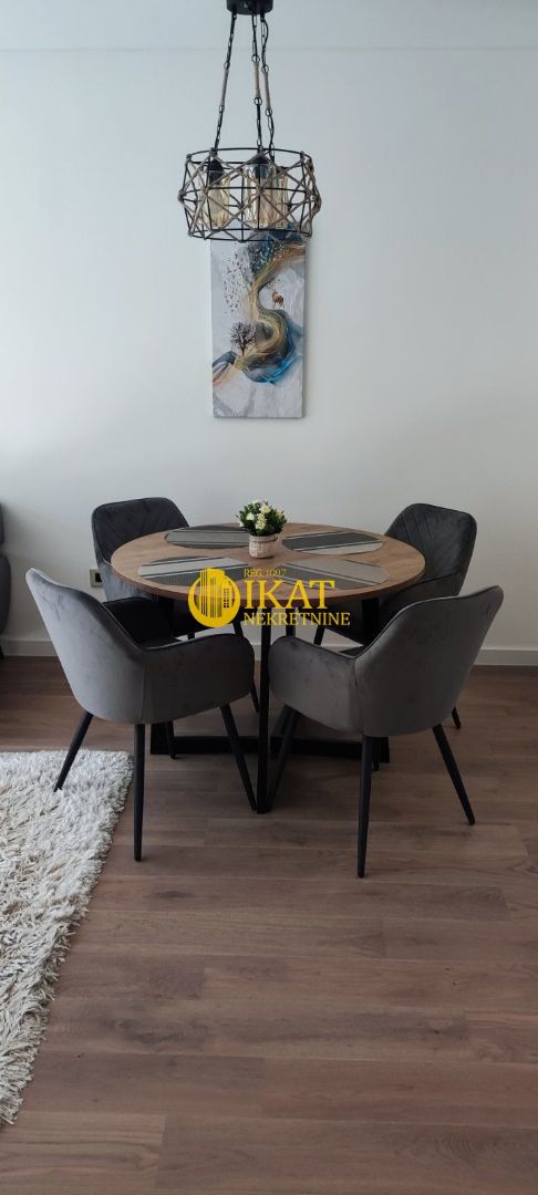 Slika 2 - Omladinskih brigada, Dvosoban stan za izdavanje, 46m2, 1.000€