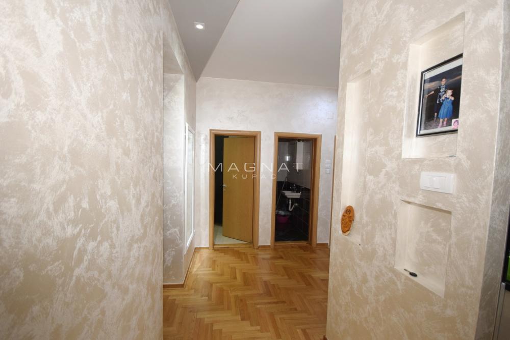 Slika 8 - Stojana Stoleta Aranđelovića, Troiposoban stan na prodaju, 88m2, 232.000€